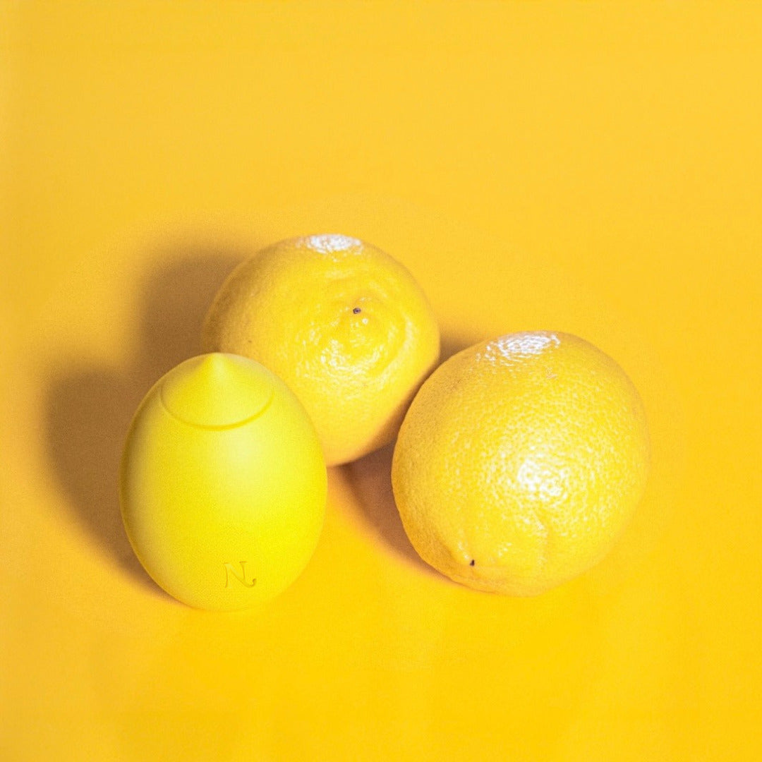 Limón — en mano